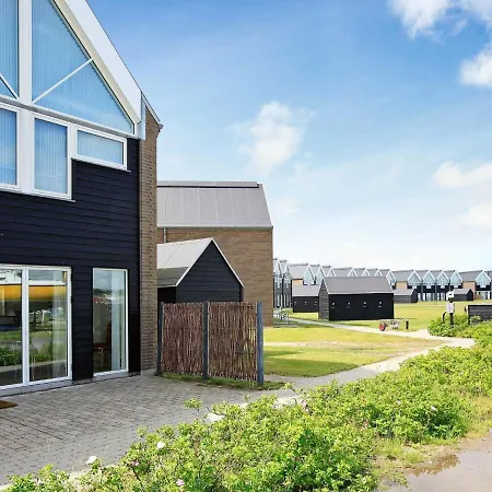 Three-bedroom Holiday In 2 * Assens