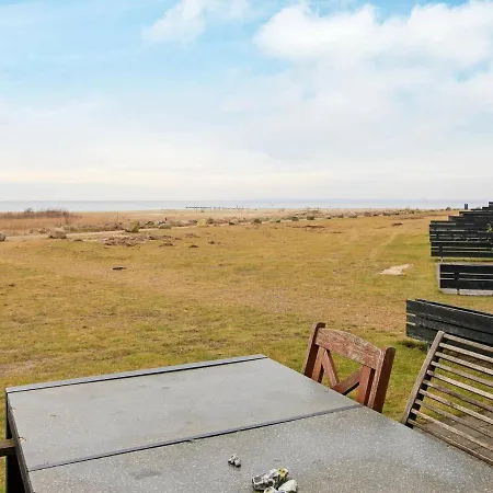 Three-bedroom Holiday In 2 Feriehus Assens